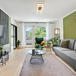 Apartment Apart21 Zentrale Design Wohnung, 70qm, Parkplatz, Netflix, Balkon, Nahe Audi, Ingolstadt